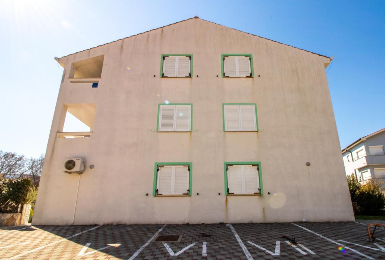 Apartment Damir With Balcony In Quiet Area Baska  Exterior photo